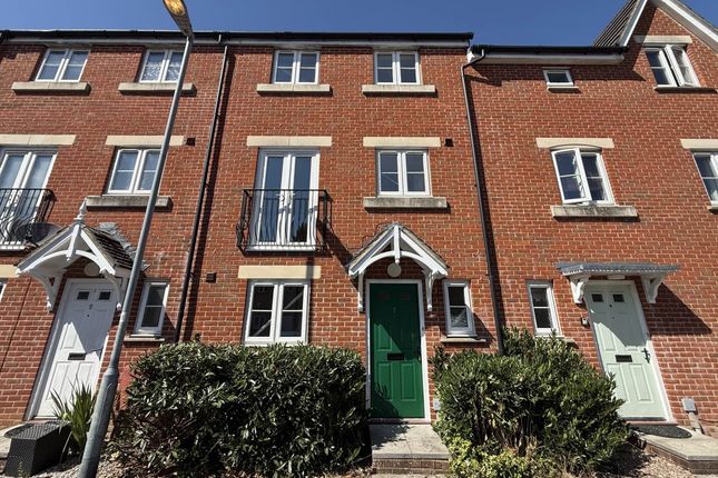 Harris Close, Frome Somerset photo 2