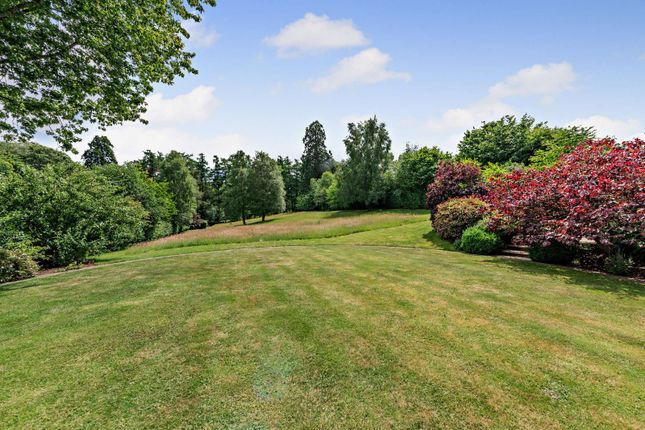Larchwood, 4, Tennysons Ridge, Surrey photo 2