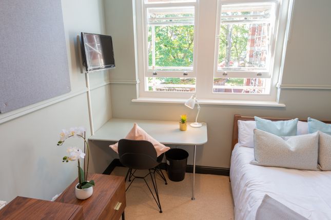 Shared accommodation to rent in Flat M Bishop Blackall School, Exeter