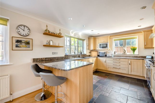 17, Lodge Hill Road,, Farnham photo 2