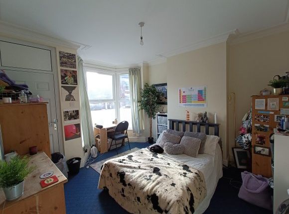 Shared accommodation to rent in Pomona Street, Sheffield, South Yorkshire