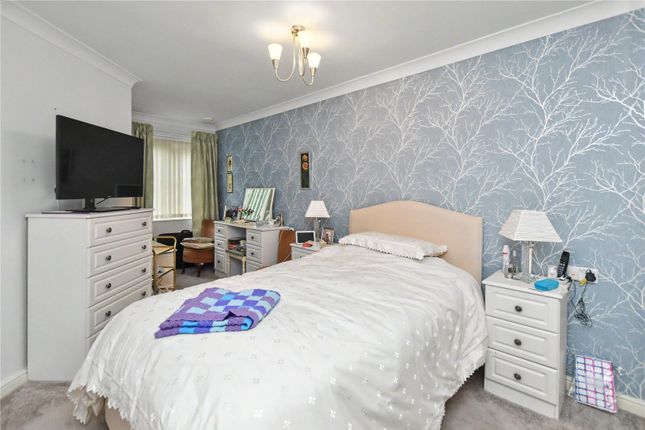 5, Hornbeam Court, Guiseley photo 4
