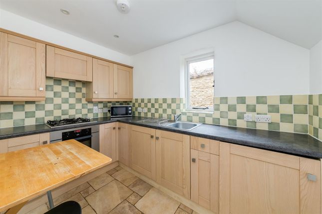 Garden Cottage, 70a, Church Street, Kidlington photo 3