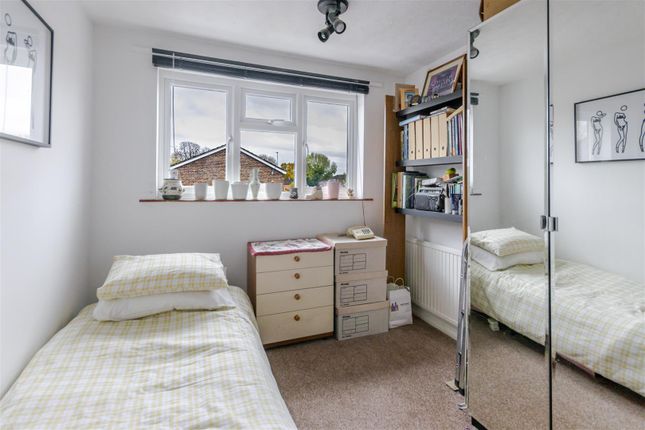 3, Leaholme Way, Ruislip photo 4