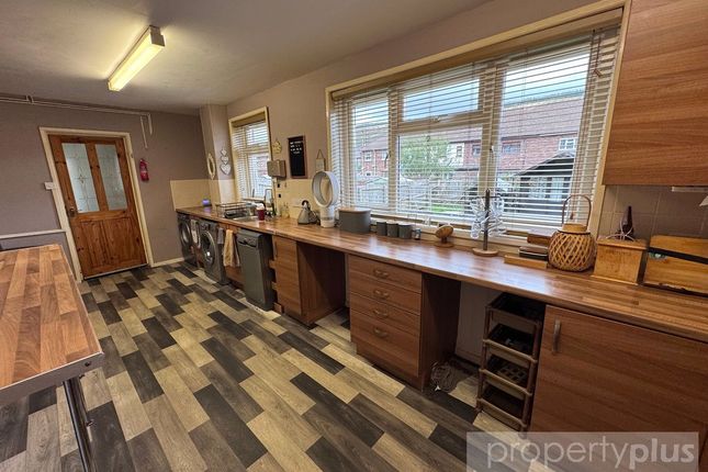 27, Marshfield Road, Rhondda Cynon Taff photo 4