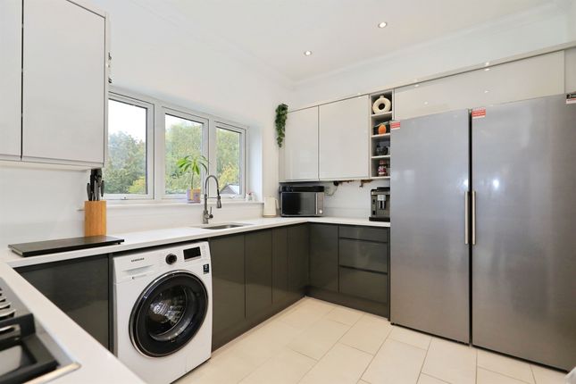 Nightingale Place, Bilston photo 4