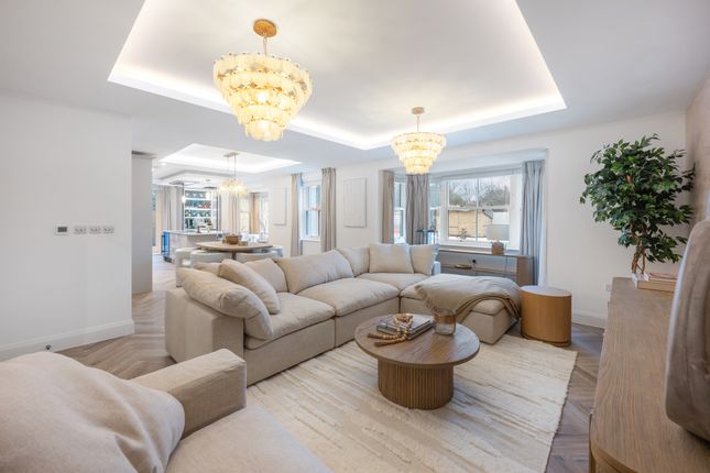 Plot 1, 155, Shalford Lodge, Kingston Hill, Kingston Upon Thames photo 3