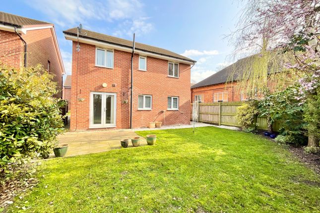 13 Blears Avenue, Nantwich photo 4
