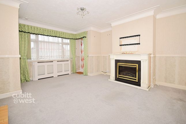 8, Romney Court, Winchelsea Gardens, Worthing photo 3