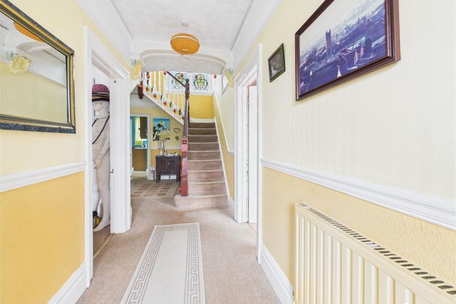 51, Trelissick Road, Hayle photo 2
