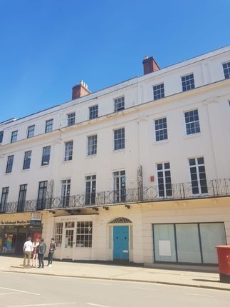 Flat to rent in Parade, Leamington Spa, Warwickshire