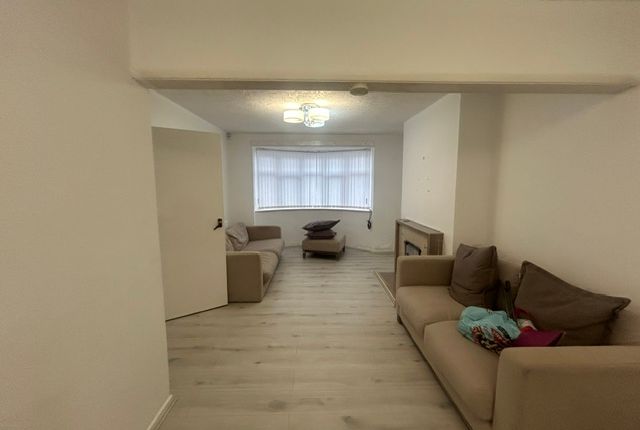 Avebury Avenue, Leicester photo 4