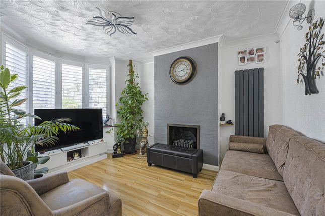 51, Buckingham Avenue, Kent photo 2