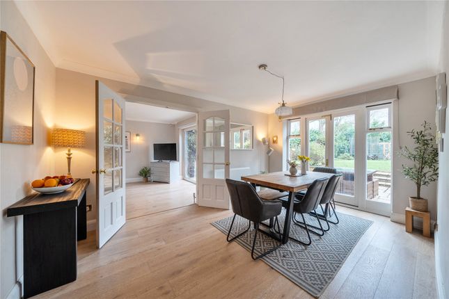 7, Hawkes Leap, Surrey photo 3