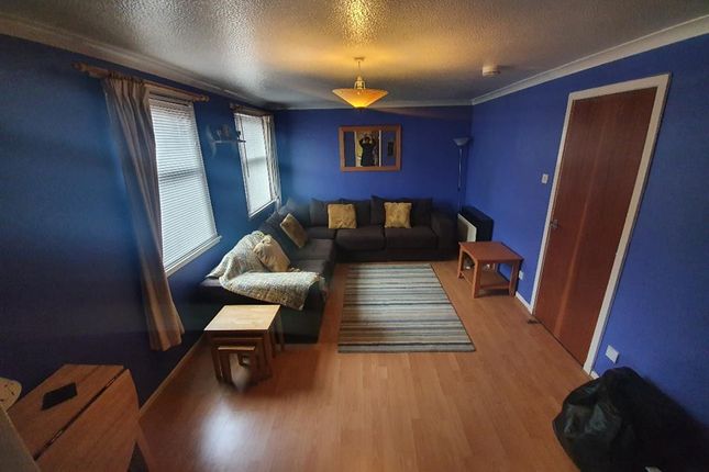 Spring Garden, First Floor Flat, AB25, Aberdeen photo 2