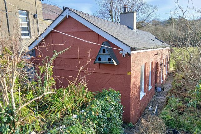 2-bed house on Hafan, Glasinfryn, Bangor, £225,000