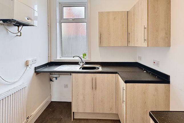 2, Shorrock Lane, Blackburn photo 5
