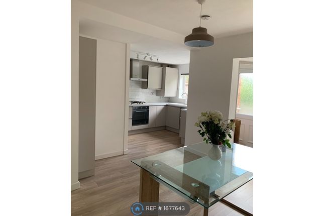 Reservoir Road, Selly Oak, Birmingham photo 5