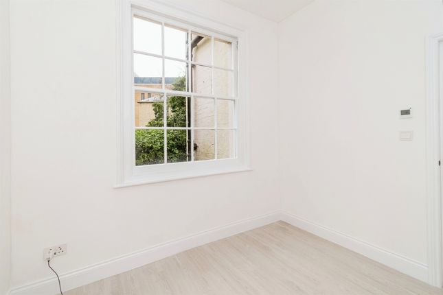 Flat for sale in Carlton Crescent, Southampton