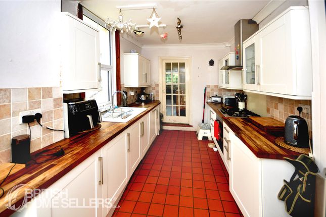 58, Devon Road, Dartford photo 3