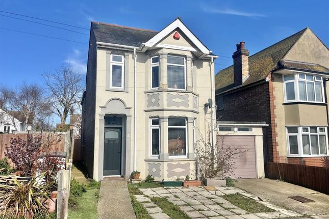 5-bed house on 15, Severn Road, Clacton-on-Sea, £220,000