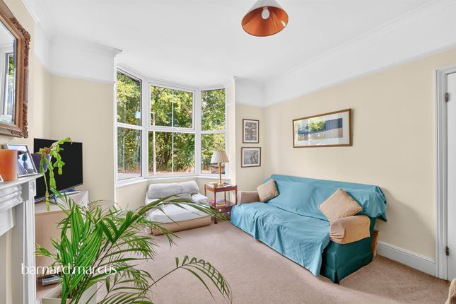 21, Benhill Road, Sutton photo 2