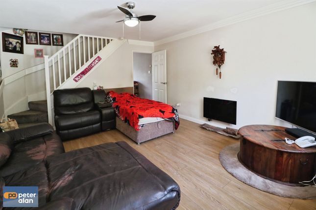 87, Powderham Drive, Cardiff photo 2