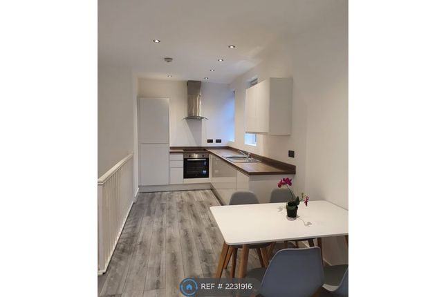 Thumbnail Flat to rent in Talbot Road, Old Trafford, Manchester