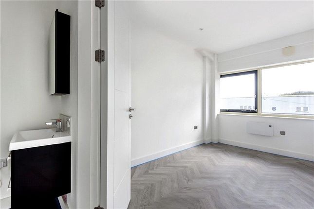 Bedroom 27