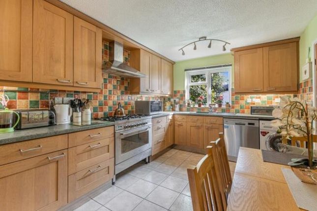 10A, Fox Tor Close, Paignton photo 3