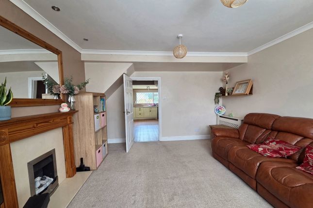 40, Bursill Crescent, Ramsgate photo 4