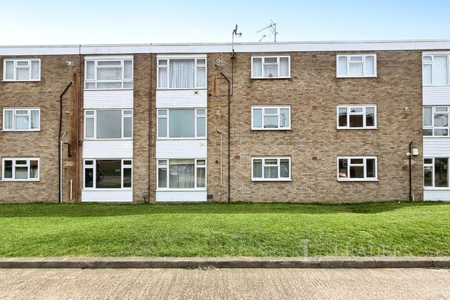 1-bed flat on 116, John Barker Place, Hertfordshire, £80,000
