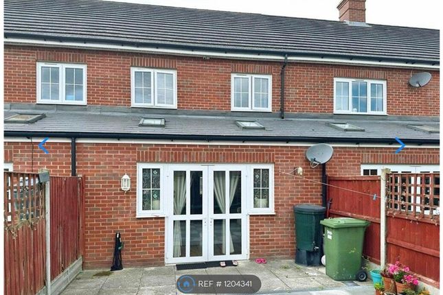 Edenbridge Road, Slough photo 3