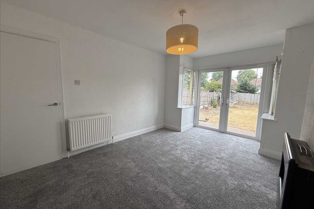 11, Garretts Green Lane, Birmingham photo 5