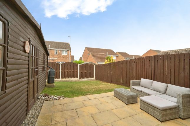 9, Windmill Court, Leeds photo 2