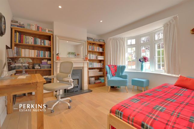 25, Alverstone Road, Wembley photo 3