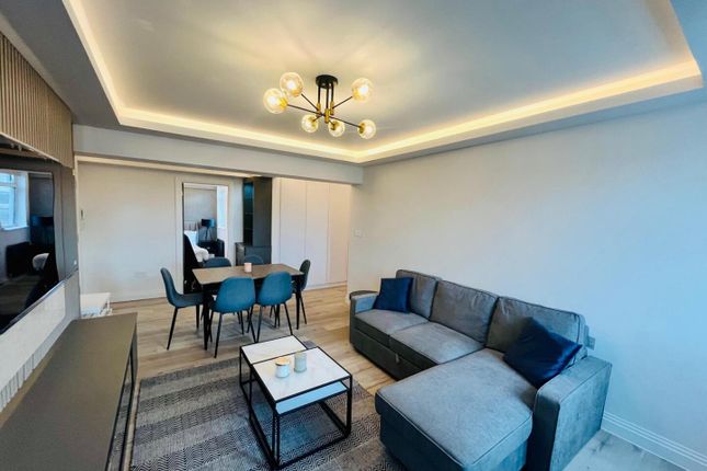 Clarewood Court, Flat 39, Seymour Place, London photo 2