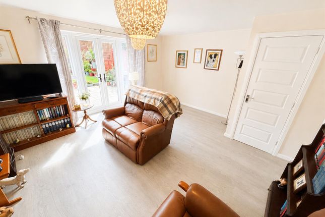 40, Osprey Drive, Corby photo 2