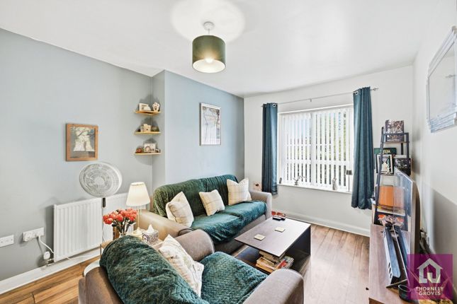 47, Cornishway, Greater Manchester photo 3