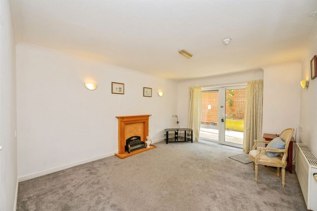 23, Beacon Park Village, Lower Sandford Street, LICHFIELD photo 4