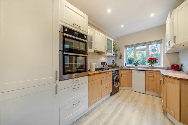29, Foyle Road, London photo 3