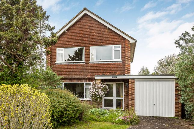 Thumbnail Detached house for sale in Crabtree Close, Great Bookham, Bookham, Leatherhead