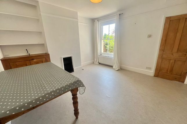 56, Newton Road, Hampshire photo 4