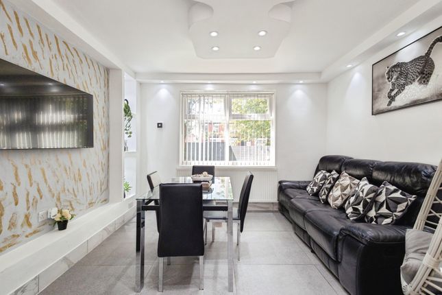117, Heald Place, Greater Manchester photo 4