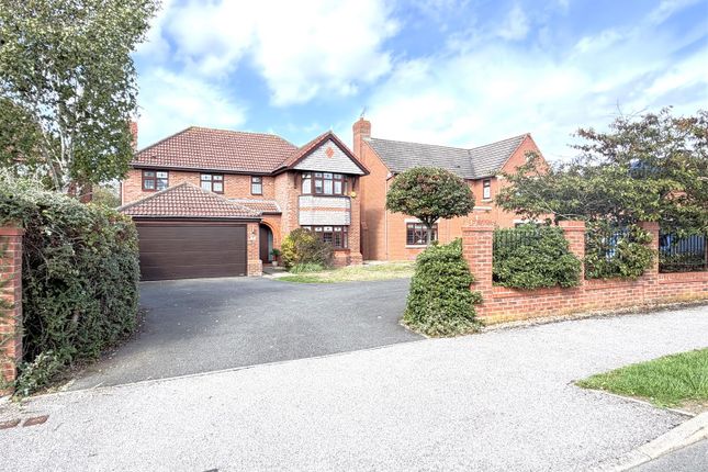 Lady Grey Avenue, Warwick photo 2