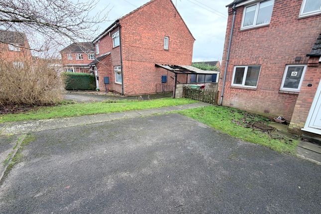 10 Larchdale Close, Alfreton photo 2