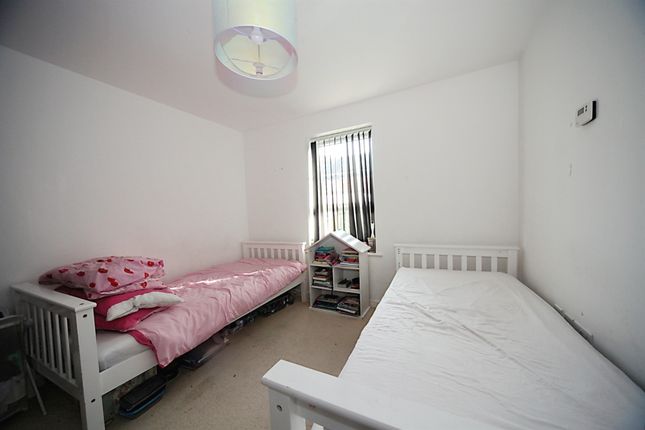 Flat for sale in Frenchs Avenue, Dunstable
