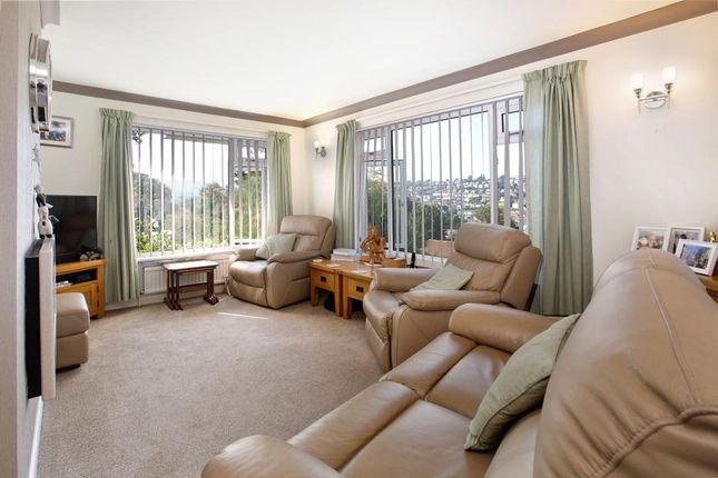 1 West Cliff Park Drive, Dawlish photo 4