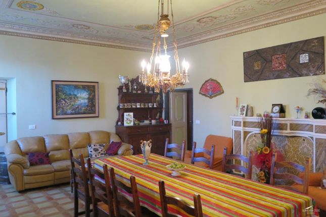 Town house for sale in Massa-Carrara, Aulla, Italy