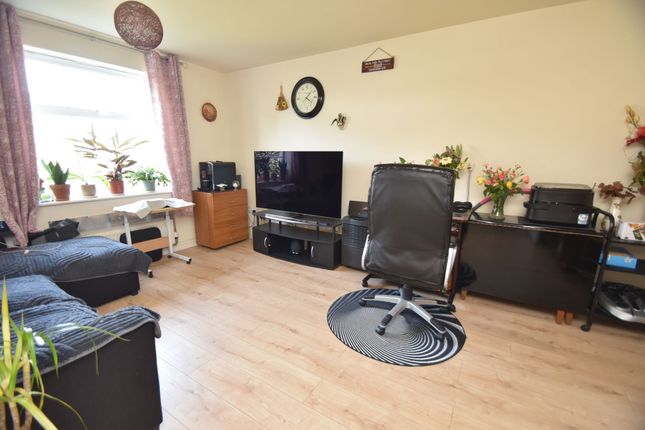 3 Stocker Way, St. Neots photo 4